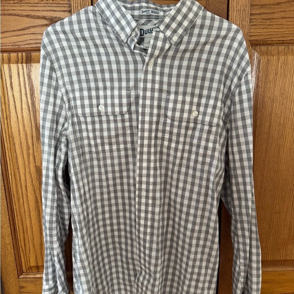 Duluth Trading Co Gray Plaid Button Down Shirt